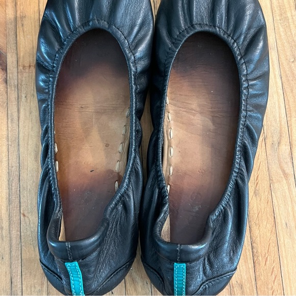 Women’s Tieks Ballet Flats - Picture 4 of 9